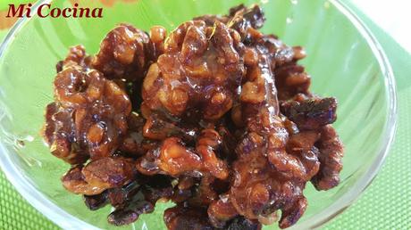 NUECES FRITAS CON MIEL (RECETA CHINA PERO CON SABOR A MALAGA) NUECES FRITAS CON MIEL (RECETA CHINA PERO CON SABOR A MALAGA)