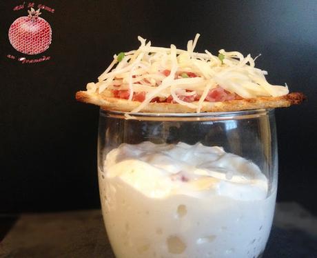 Espuma de queso crema con jamón y queso