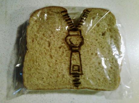 Un Papá dibuja en las bolsas de sándwich de sus hijos todos los benditos días Un Papá dibuja en las bolsas de sándwich de sus hijos todos los benditos días
