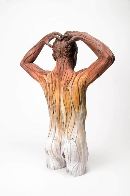 Christopher White, sus esculturas parecen madera pero son de ceamica Christopher White, sus esculturas parecen madera pero son de ceamica