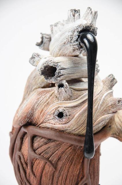 Christopher White, sus esculturas parecen madera pero son de ceamica Christopher White, sus esculturas parecen madera pero son de ceamica