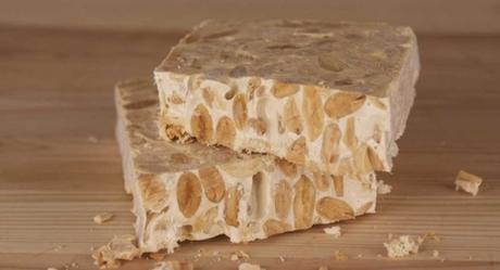 Receta de Turrón de Almendras Casero Receta de Turrón de Almendras Casero