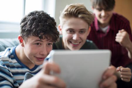 Tus hijos van a ver porno en Internet, asúmelo Tus hijos van a ver porno en Internet, asúmelo