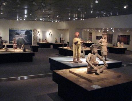 Un paseo por el Museo de Israel. Un paseo por el Museo de Israel.