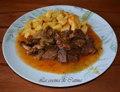 Goulash húngaro de ternera Goulash húngaro de ternera