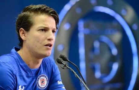 Carlos Fierro quiere que su sangre se pinte de azul Carlos Fierro quiere que su sangre se pinte de azul