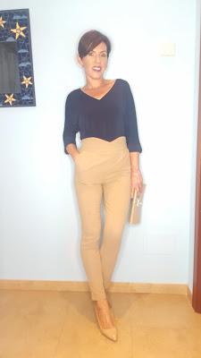 Look de fiesta con eyeliner dorado y dos opciones de labial 06 outfit
