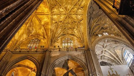 Catedral De Sevilla – La Iglesia Más Grande e Imponente De Europa