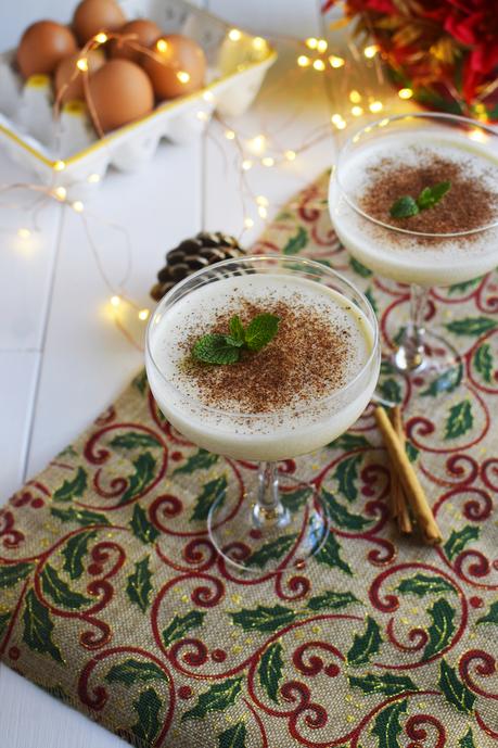 Ponche de huevo navideño (Eggnog). Ponche de huevo navideño (Eggnog).