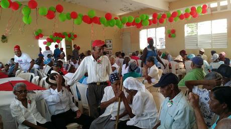 Cientos de Envejecientes de Mena participan de reencuentro.