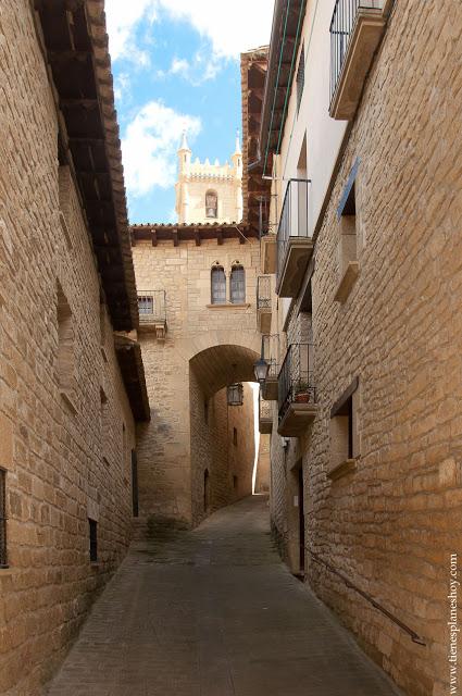 Uncastillo casas señoriales CInco Villas Zaragoza