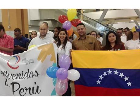 Trata de Niños: HASTA 100 MIL $$ INTENTÓ RECAUDAR OSCAR PÉREZ PARA SUPUESTO VIAJE DE #NIÑOS A #PERÚ