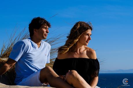 sesión preboda en Tarifa - Cuatro Corazones Fotografía por Juanlu Corrales