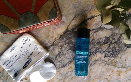 Descubrimiento de la Semana: Super Desmaquillante de Ojos de Sephora http://www.encasadeoly.com/2017/12/descubrimiento-de-la-semana-superdesmaquillante-de-ojos-de-sephora.html