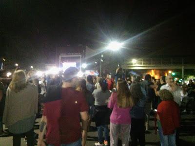 Cacerolazo en la plaza 20 de Febrero por la reforma previsional