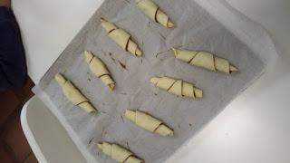 Croissants de hojaldre y chocolate Croissants de hojaldre y chocolate