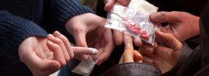 Efectos adversos del LSD Descripción de la metanfetamina: efectos físicos, sobredosis y manejo del abuso de drogas