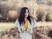 mostaza, color tendencia esta temporada.