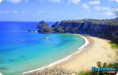 Baia-Sancho-top-10-mejores-playas-brasil