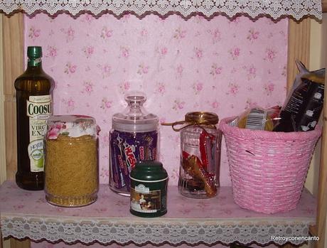 Una despensa muy rosada Una despensa muy rosada
