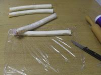 Aperitivo diversos de rollitos salados Aperitivo diversos de rollitos salados