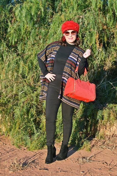 Cómo llevar una boina roja