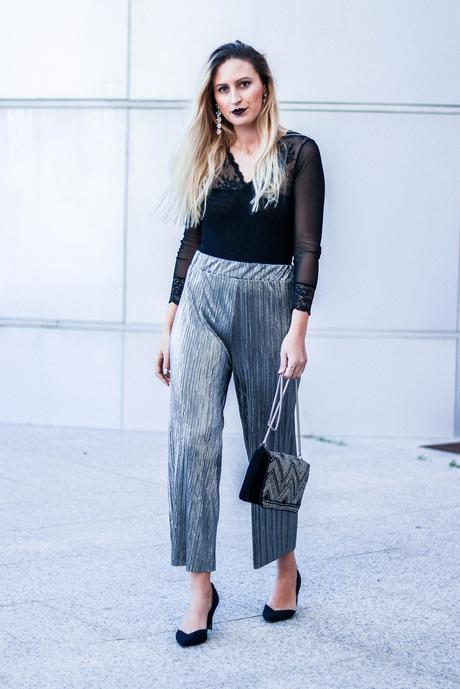 LACE BODY & SILVER PANTS LACE BODY & SILVER PANTS