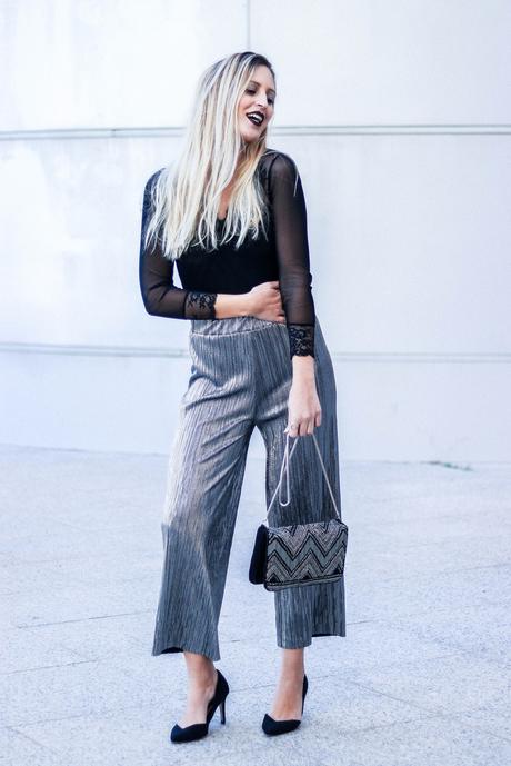 LACE BODY & SILVER PANTS LACE BODY & SILVER PANTS