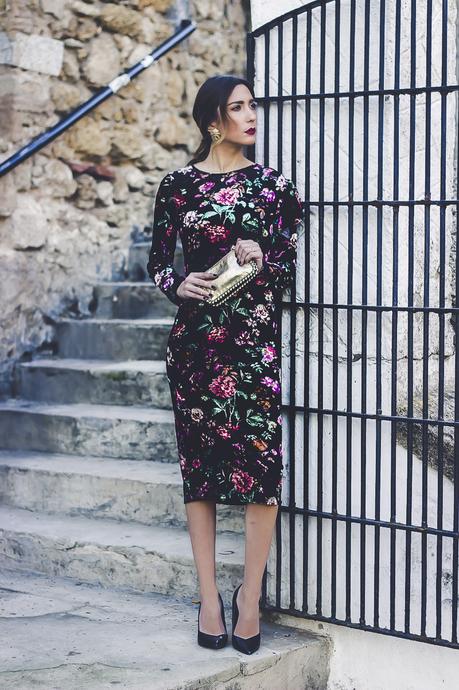 FLORAL VELVET