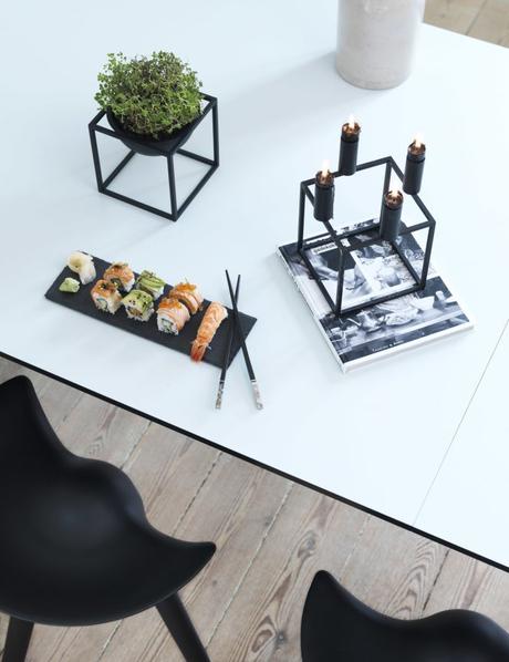 portavelas estilo nórdico diseño nórdico diseño danés complementos hogar Candelabro Kubus By Lassen accesorios hogar 