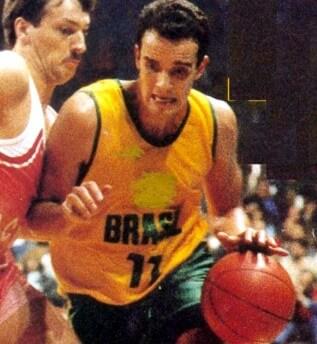 Los hombres que han jugado más Mundiales de baloncesto