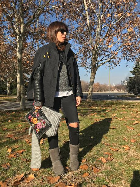 HANDMADE MAXI SCARF.- HANDMADE MAXI SCARF.-