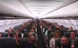 Anécdotas aeroportuarias en Todos somos sospechosos