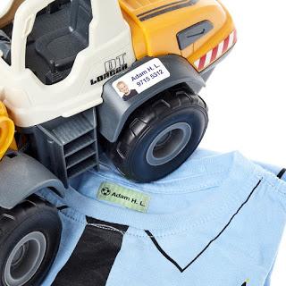 Stickers para ropa, stickers para marcar ropa, adhesivos para ropa, stickers adhesivos, cintas personalizadas para ropa, cintas con nombre para ropa, cintas con nombre para ropa de niños, cintas personalizadas, etiquetas con nombre para ropa,