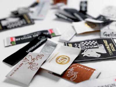 Stickers para ropa, stickers para marcar ropa, adhesivos para ropa, stickers adhesivos, cintas personalizadas para ropa, cintas con nombre para ropa, cintas con nombre para ropa de niños, cintas personalizadas, etiquetas con nombre para ropa,