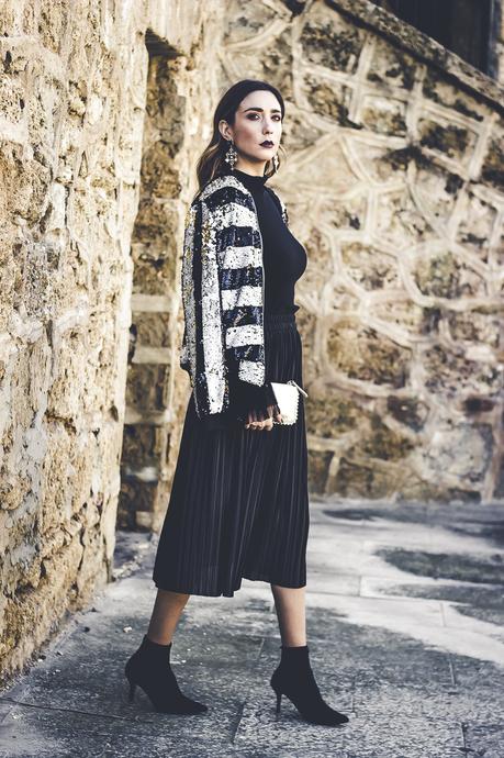 Party Looks: Midi Skirt+Bomber