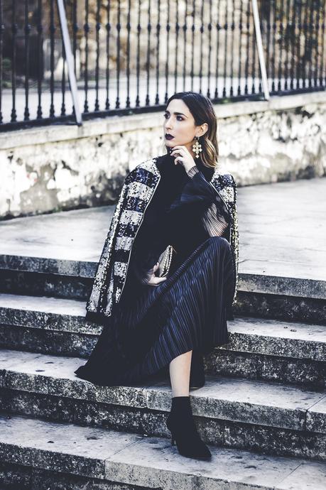 Party Looks: Midi Skirt+Bomber