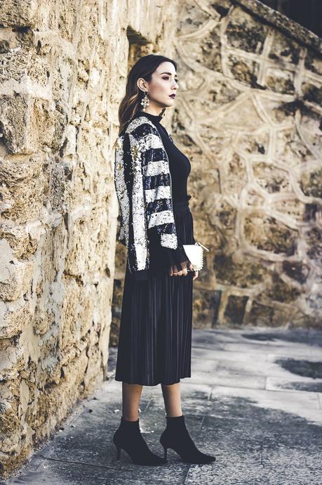 Party Looks: Midi Skirt+Bomber