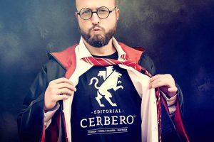 «A mí el género que de verdad me atrae es el romántico». Israel Alonso al desnudo. «A mí el género que de verdad me atrae es el romántico». Israel Alonso al desnudo.