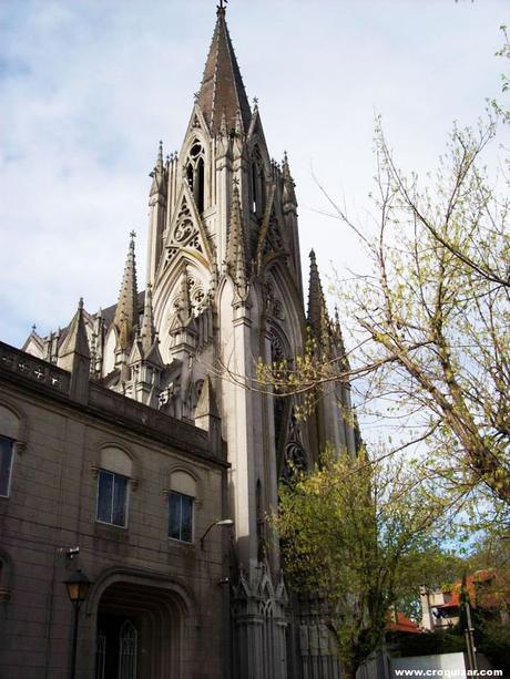Iglesia “Los Carmelitas” – G. Armas & A. Ísola