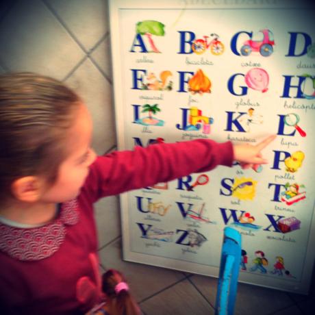 La Nena: el mejor chocolate con churros (y nata) de Gràcia.