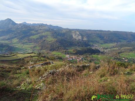 Ruta al Cerro Llabres: Bajando a Rioseco