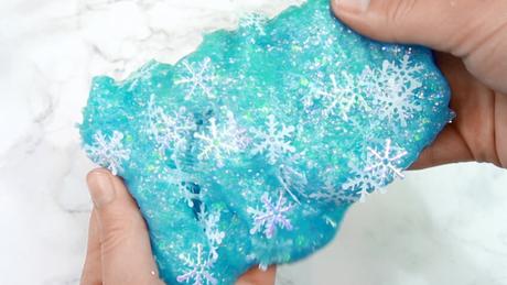 Cómo hacer slime casero de Frozen con tus hij@s