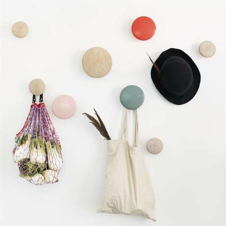 estilo nórdico diseño nórdico diseño escandinavo diseño danés compras diseño online Colgadores The Dots de Muuto artículos hogar online 