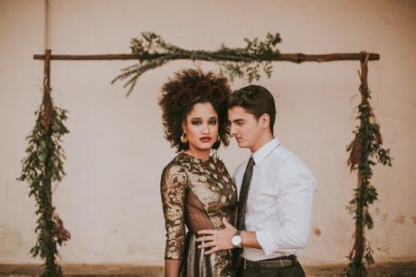 Adiós 2017...Negro y Dorado, una novia diferente Adiós 2017...Negro y Dorado, una novia diferente