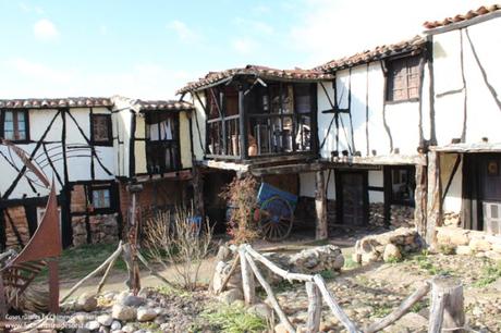 Territorio ArTlanza: la recreación de un pueblo burgalés antiguo Territorio ArTlanza: la recreación de un pueblo burgalés antiguo