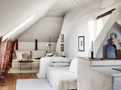 mini estudio mini ático estilo nórdico distribución diáfana decoración interiores decoración espacios pequeños cocina abierta aticos nordicos 