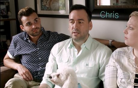 Mujer tiene dos novios y viven todos juntos Mujer tiene dos novios y viven todos juntos