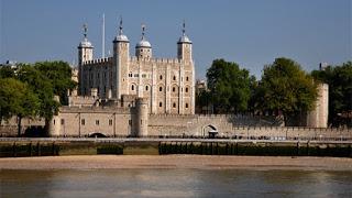 UNA COLUMNA DE FUEGO