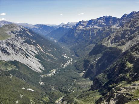 Asomado al Balcón de Pineta